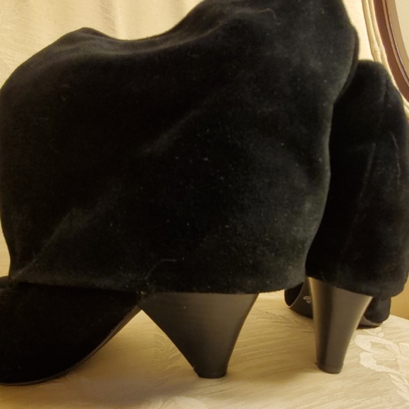 Steve Madden Suede Foldover Boots - Picture 5 of 5